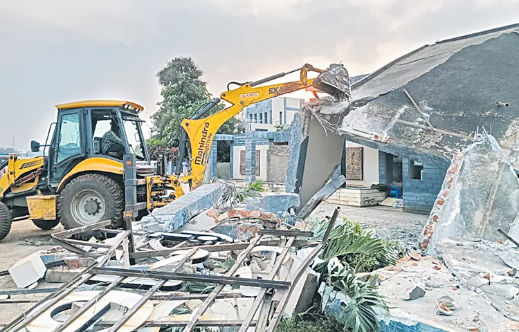 Conspiracy to demolish resort in Srikalahasti