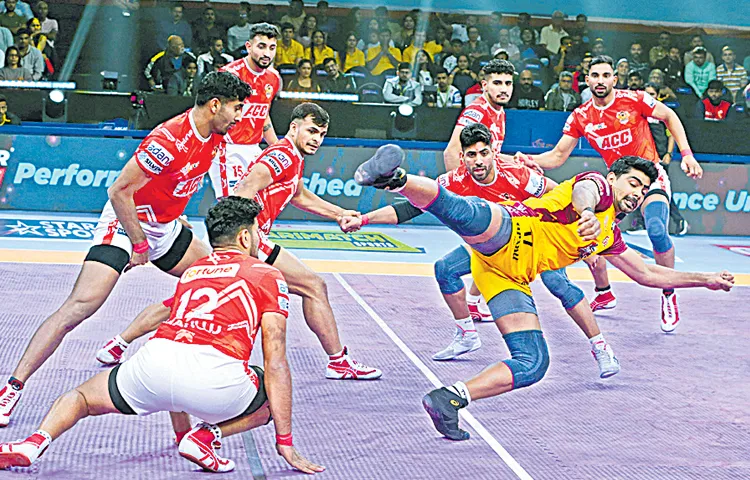 Telugu Titans win over Gujarat Giants