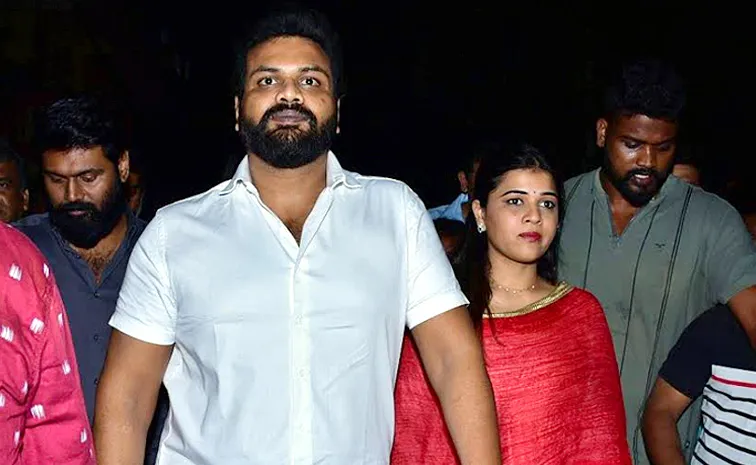 Political Rumors Over Manchu Manoj And Mounika Will Join In Janasena