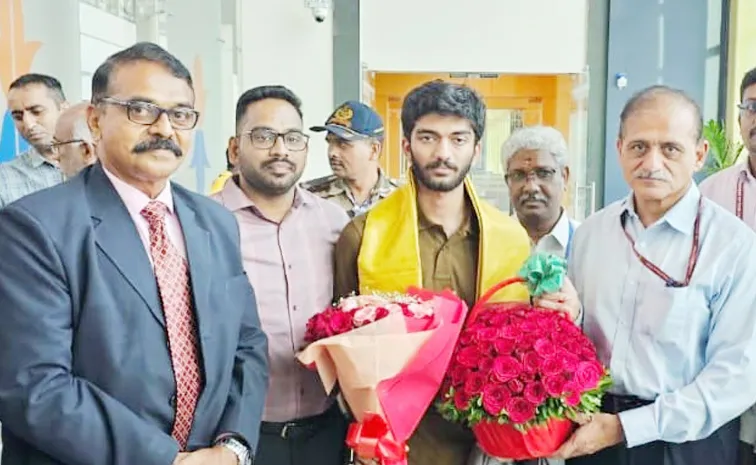 World Chess Champion D Gukesh Arrives In Chennai Grand Welcome Video