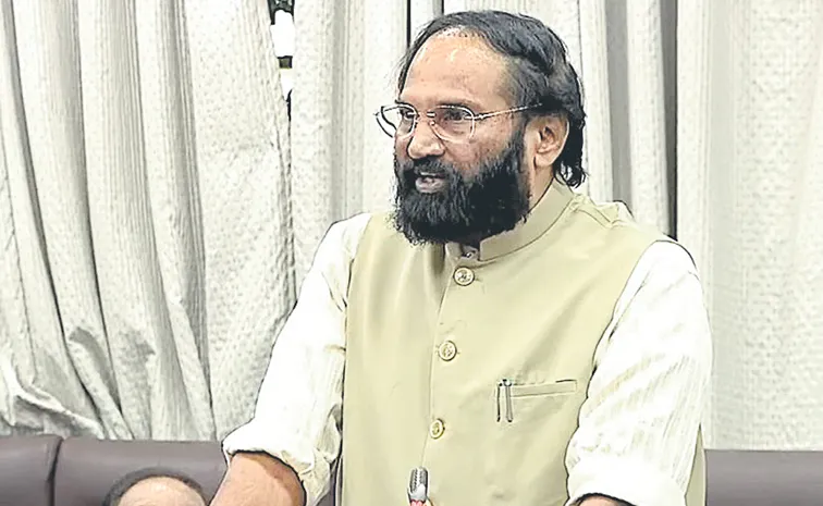 Uttam Kumar Reddy Says On New White ration cards