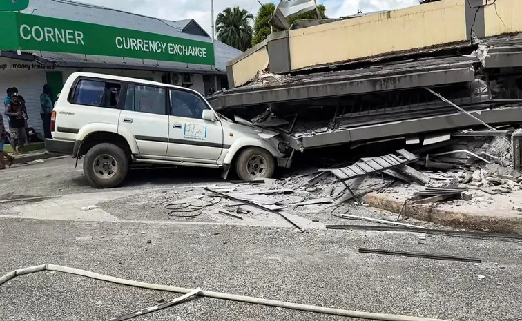 Death toll expected to rise in Vanuatu after earthquake