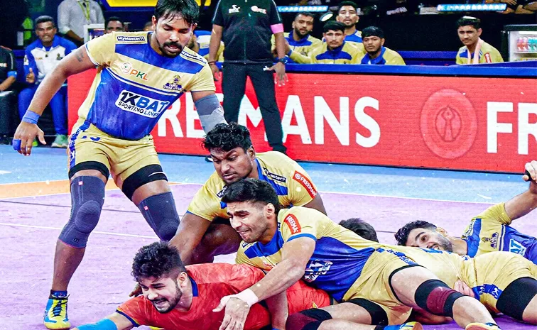 PKL 11: Delhi Dabang Tamil Thalaivas By 32 21 Patna Pirates Win Over Bengal