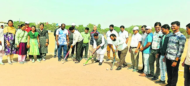 ఉత్సాహంగా సీఎం కప్‌ పోటీలు