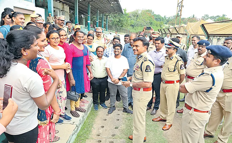 Telangana CM Revanth Reddy orders officials to appoint transgenders as traffic volunteers