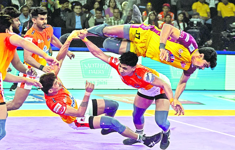 Telugu Titans win over Puneri Paltan