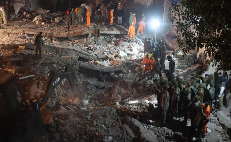 Mohali Building Collapse,rescue operation underway for over 12 hours