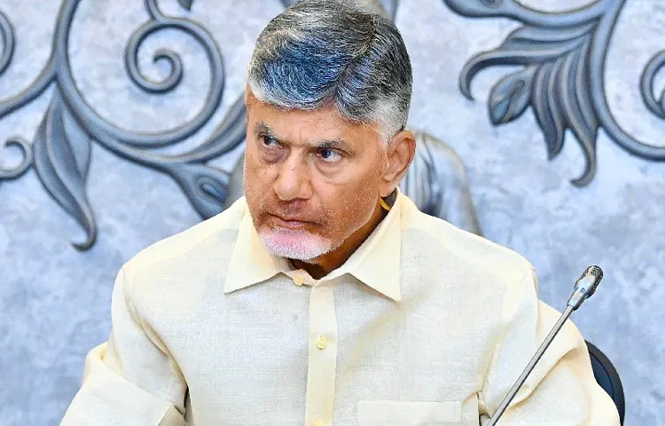 మంత్రులు వేస్ట్‌..కాదుకాదు పాలన వేస్ట్‌