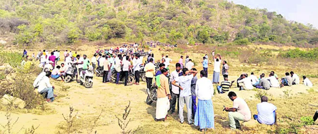 అటవీ భూముల ఆక్రమణపై ఆగ్రహం