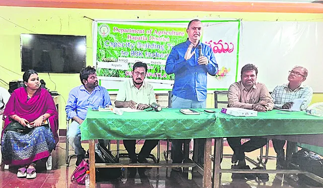 నైపుణ్యాలను పెంపొందించుకోవాలి 