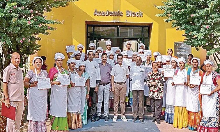 Women shakti Training in coocking at Rayadurgam