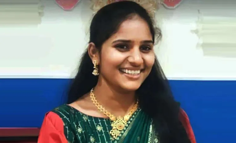 Ashok Nagar Group 1 Candidate Surekha Ends Life