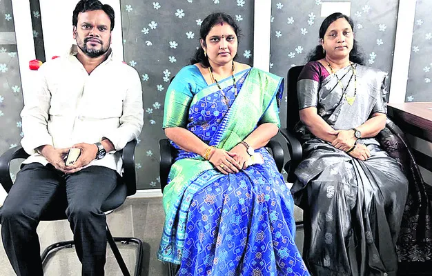 తప్పుడు కేసులు ఉపసంహరించుకోండి 