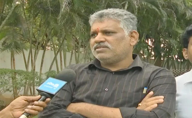 Chevireddy Bhaskar Reddy Fires On Yellow Media