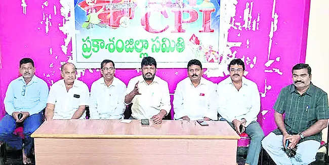 ఆరు నెలల్లోనే చంద్రబాబు రంగు బయటపడింది 