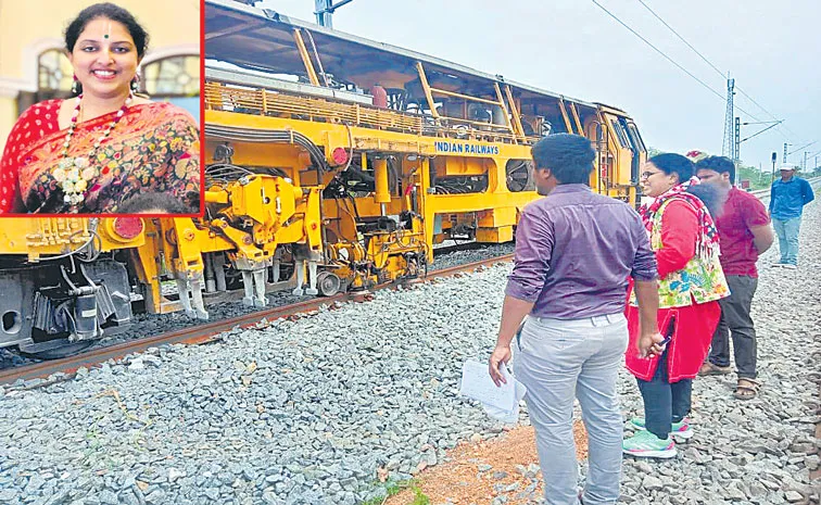 Javvadi Venkata Anusha received Ati Vishisht Rail Seva Puraskar 