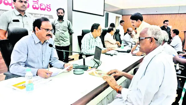 అర్జీదారులకు నాణ్యమైన పరిష్కారం 