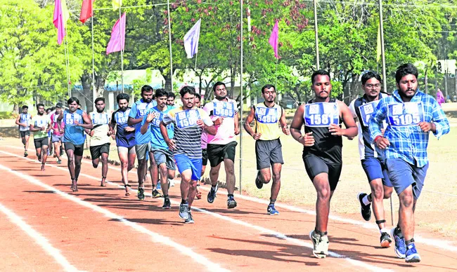 నిఘా నీడలో కానిస్టేబుళ్ల ఎంపిక పరీక్షలు