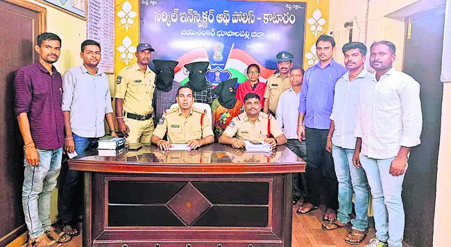 వృద్ధుడి హత్య కేసులో నిందితుల అరెస్ట్‌
