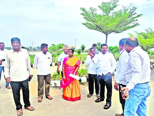 వైకుంఠ ఏకాదశికి వసతులు కల్పిస్తాం 