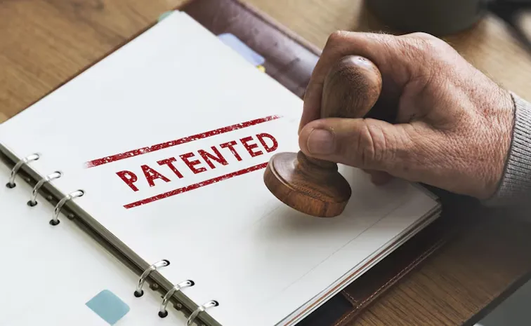 India Patent Applications Surge to 92000 in FY24