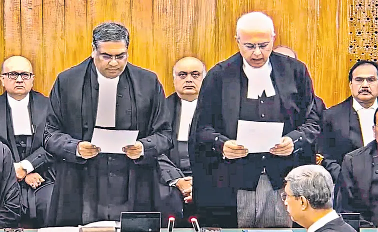 Justice Manmohan Takes Oath As Supreme Court Judge