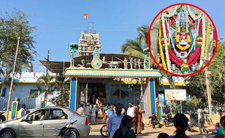 Sri Sugureshwara Temple in Deosugur Raichur