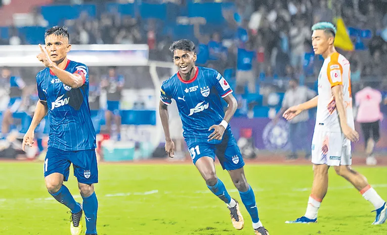 Record-breaker Sunil Chhetri becomes oldest player to score a hat-trick in ISL