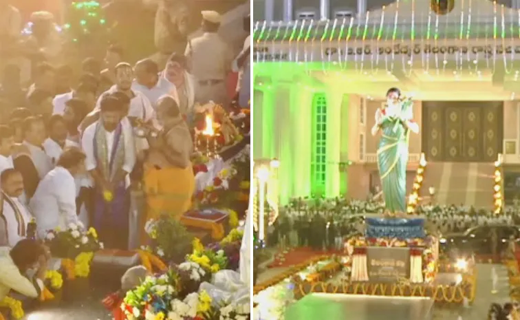 Telangana Talli Statue Unveiled By Cm Revanthreddy In Secretariat