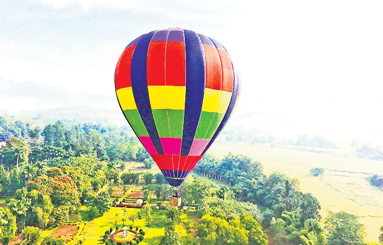 Tourists admiring the beauty of Araku