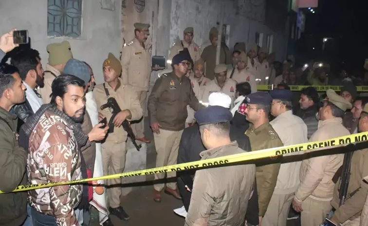 Couple and 3 daughters found dead in Uttar Pradesh