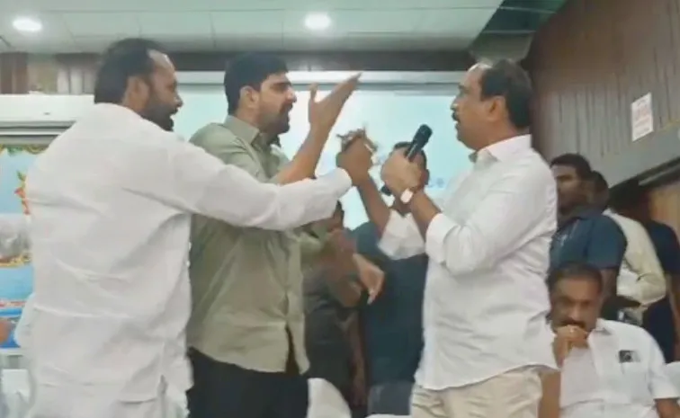 argumentation Between Kaushik Reddy And MLA Sanjay