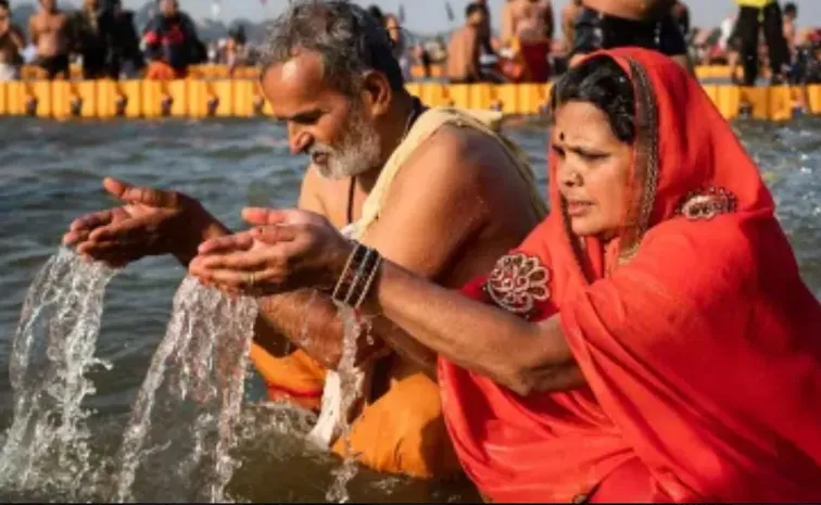 How Can i Bring Prayagraj Mahakumbh water at Home