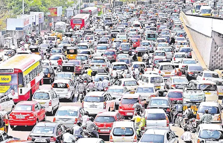 Takes an average of 32 minutes to travel 10 kilometers in hyderabad