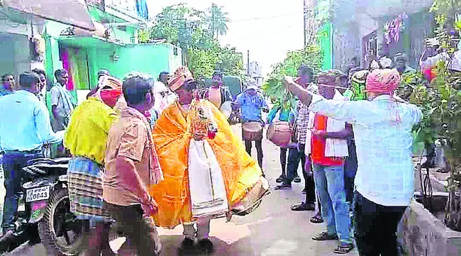 ఆకట్టుకున్న ప్రదర్శన   