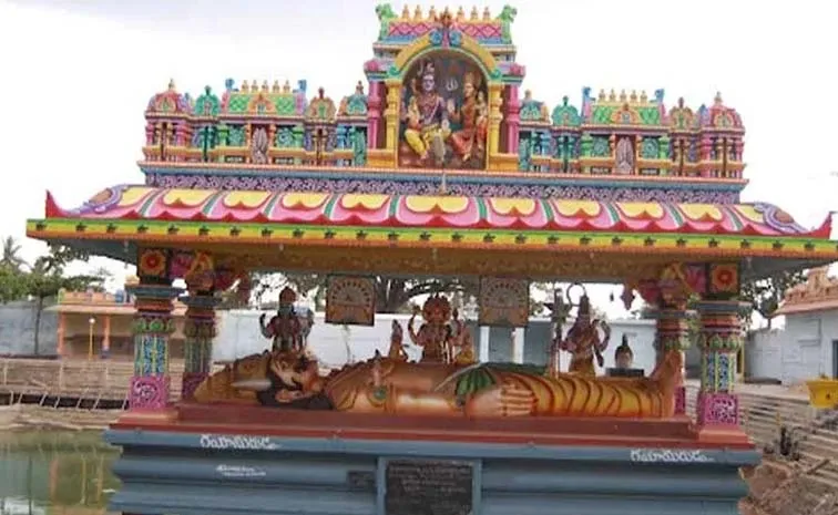 Shakti Peetam Pada Gaya and Kukuteswara Temple