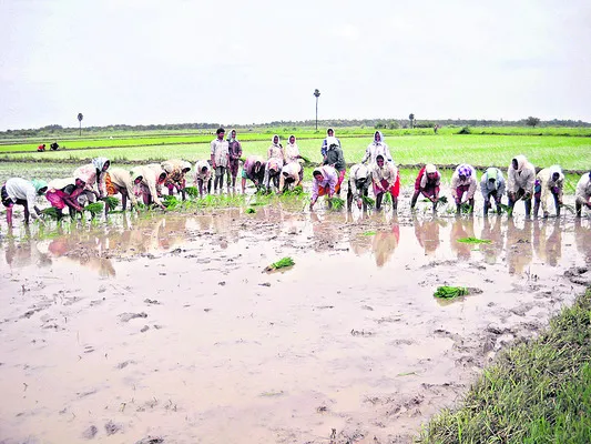 సాగర్‌ నీరు వస్తేనే సాఫీగా..