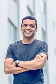 Zomato CEO Deepinder Goyal Says Sorry to Customers; Check The Details6