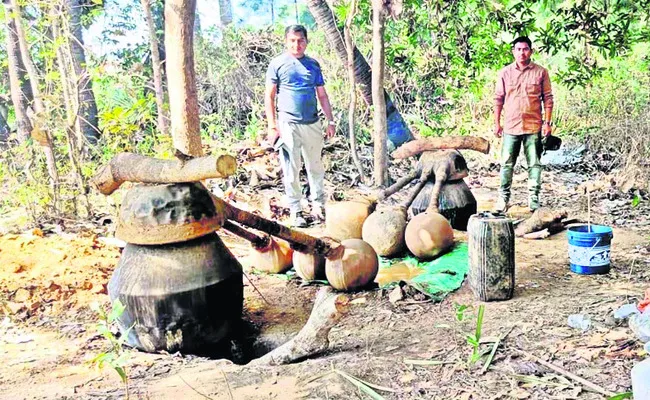 మూడు నెలల్లో 30,440 లీటర్ల పులుపు ధ్వంసం 