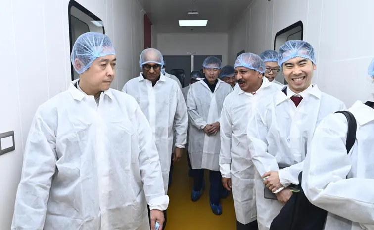 Singapore President Tharman Shanmugaratnam Visit Sapigen Biologix Manufacturing Facility With Dr Krishna Ella