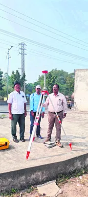 విస్తరణా.. హై లెవల్‌ వంతెనా?