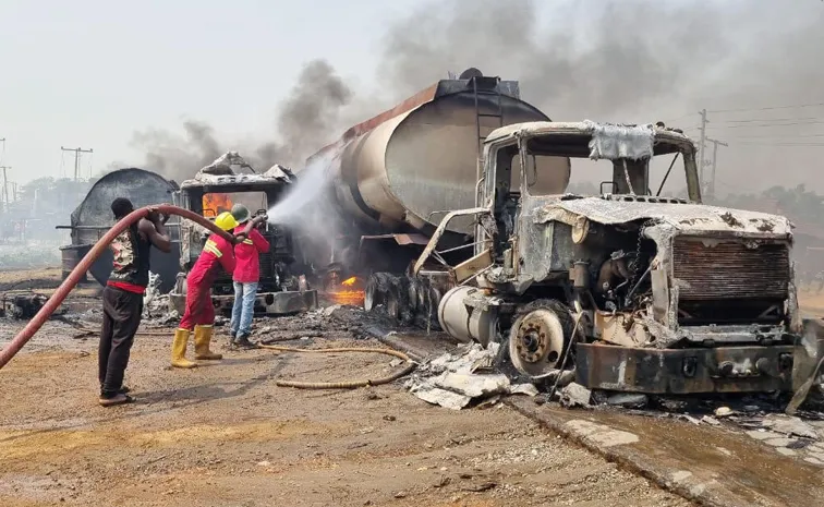 70 People Died In Nigeria While Fuel Tanker Truck Blast