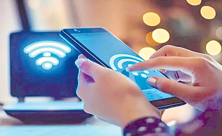 India internet users to exceed 900 million in 2025