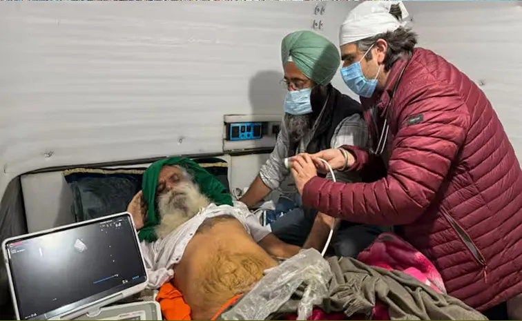 Punjab Farmer Leader Jagjit Singh Dallewal Indefinite Fast Medical Aid