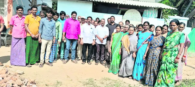 న్యాయం చేయకుంటే నిర్వాసితులతో కలిసి పోరాటం 