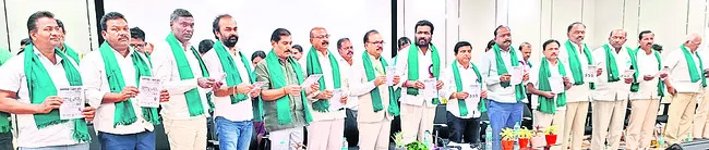 రాష్ట్రంలోనే నంబర్‌వన్‌గా డీసీసీబీ