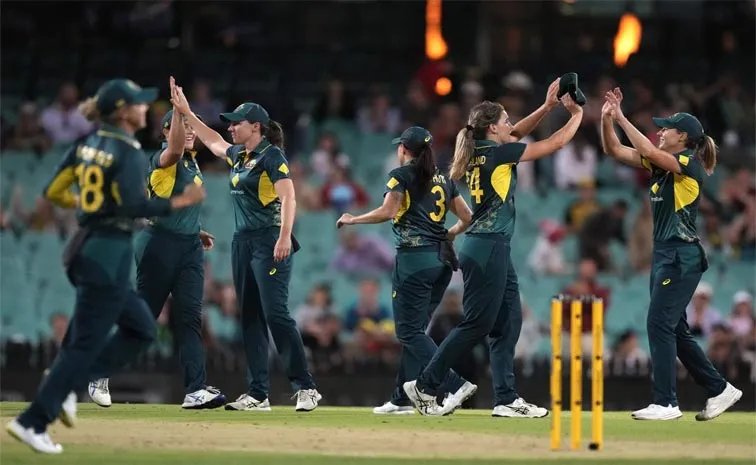 With Their Victory In First T20I, Australia Women Retained The Ashes