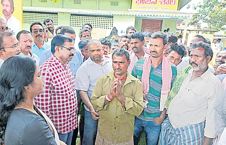 Free meal scheme launched at Guntur Mirchi Yard