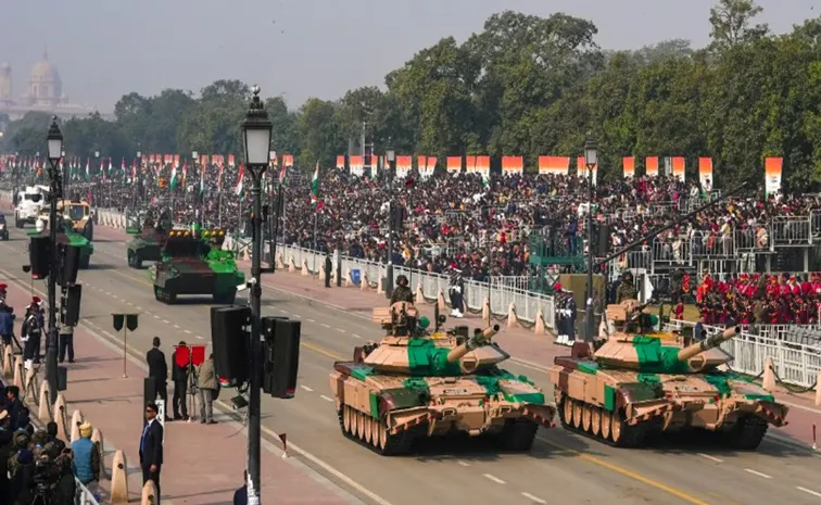 Grand Display Two missiles Sanjay, Pralay in 76th Republic Day