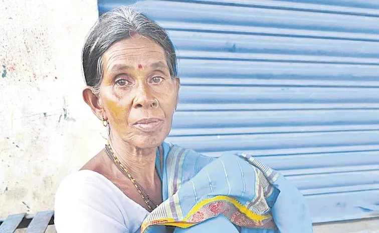 Crop loan cut from Kalyana Lakshmi money: Adilabad district